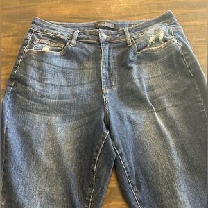 Judy Blue Distressed Dark Blue Boyfriend Jeans like new 18W 32 length